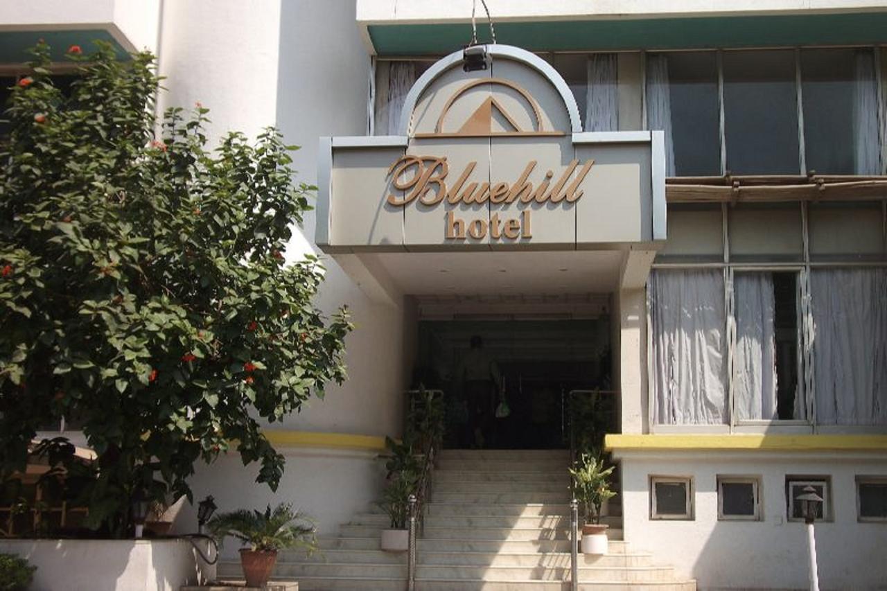 Hotel Bluehill Бхавнагар Экстерьер фото